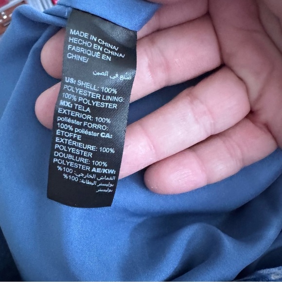 NWT Chico’s Surplice Midi skirt in Winter Lake pattern Size 1.5 or US 10 - Picture 10 of 11